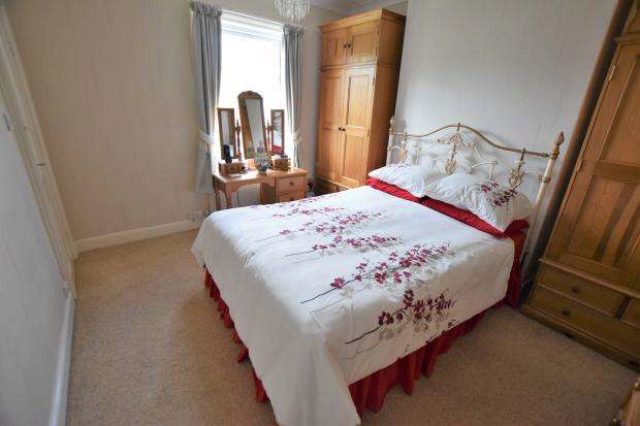  Image of 3 bedroom Cottage for sale in Avenue Cottages Londesborough Road Scarborough YO12 at Avenue Cottages  Scarborough, YO12 5AG